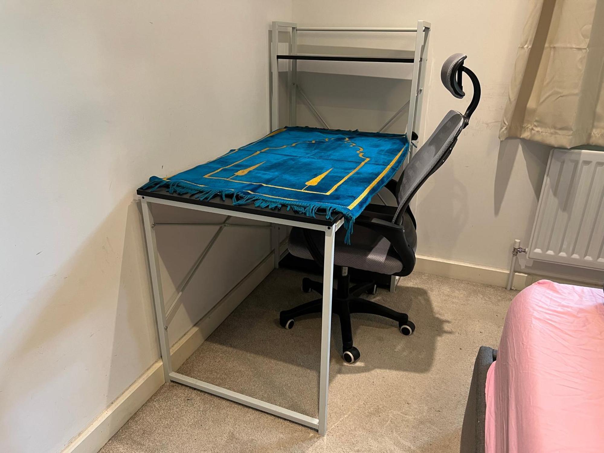 London Holiday Home Newly Refurbished - Entire 4 Bedroom Private House With Kitchen, Living Room & Private Garden - 1 Cape House London, Within 30 Mins From Central London, London Bridge & Canary Wharf Exteriér fotografie